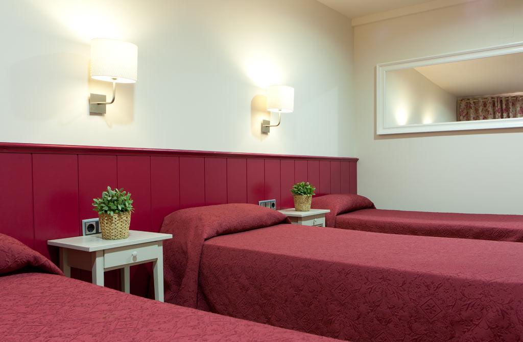 Hostal Matheu Madrid Exterior foto