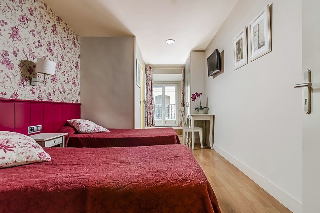 Hostal Matheu Madrid Exterior foto